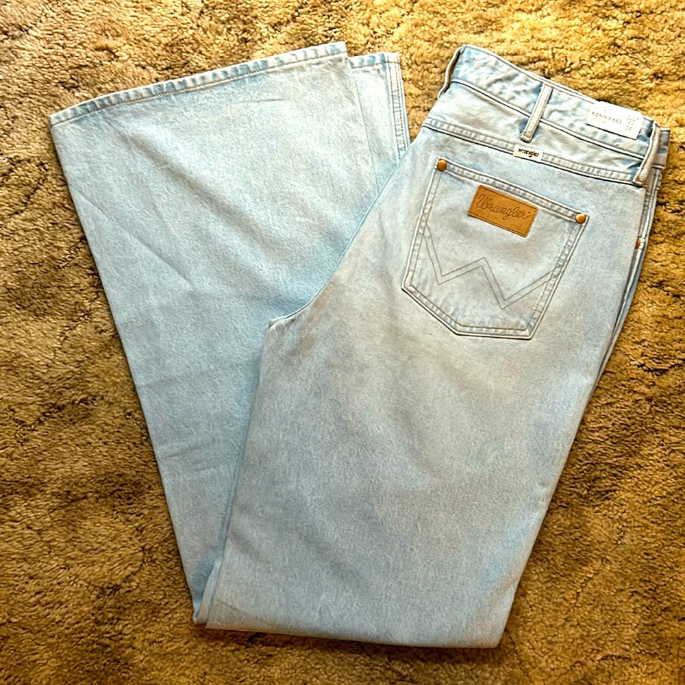 Wrangler Bonnie 683 wide leg jeans